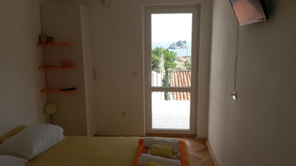 Apartmani Draskovic Petrovac Luaran gambar